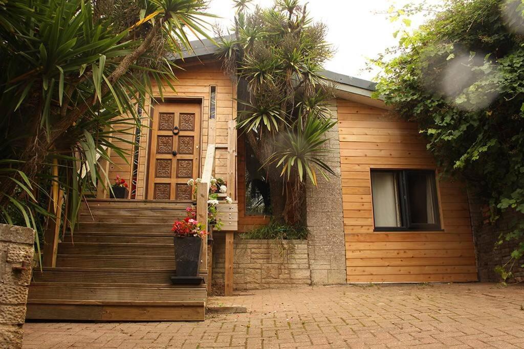Peaceful & Central Self Contained 1 Bedroom House 글라스턴버리 외부 사진